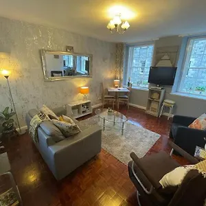 Royal Mile Old Fishmarket Close Apartment