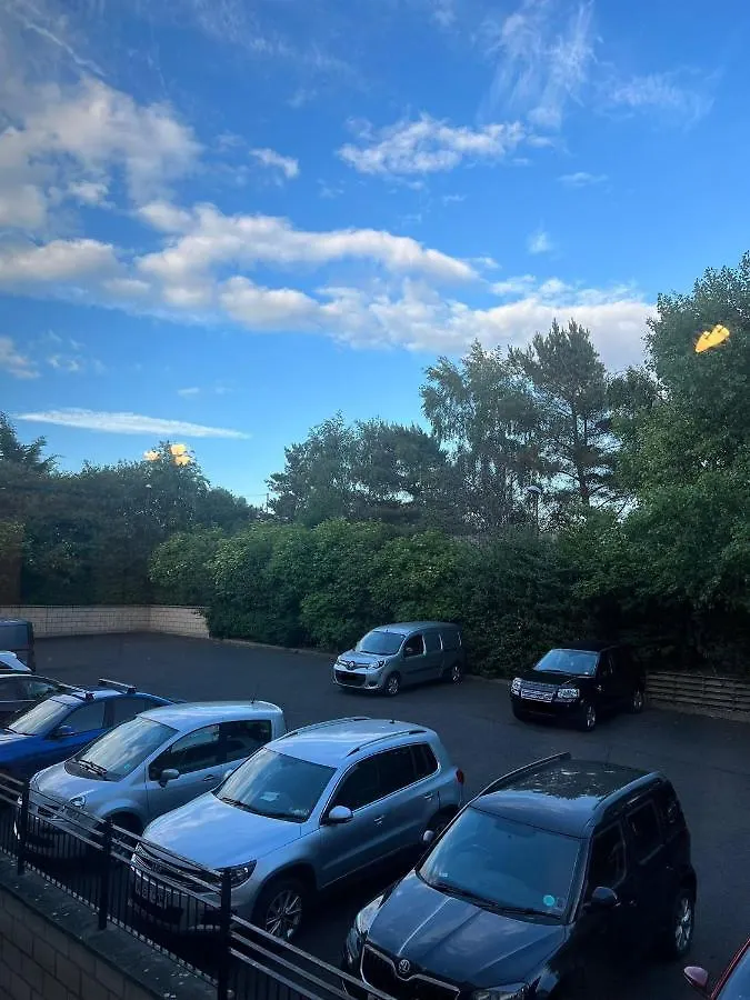 Edinburgh City Centre - Powderhall Modern Spacious 2 Bedroom Apartment With Free Parking United Kingdom