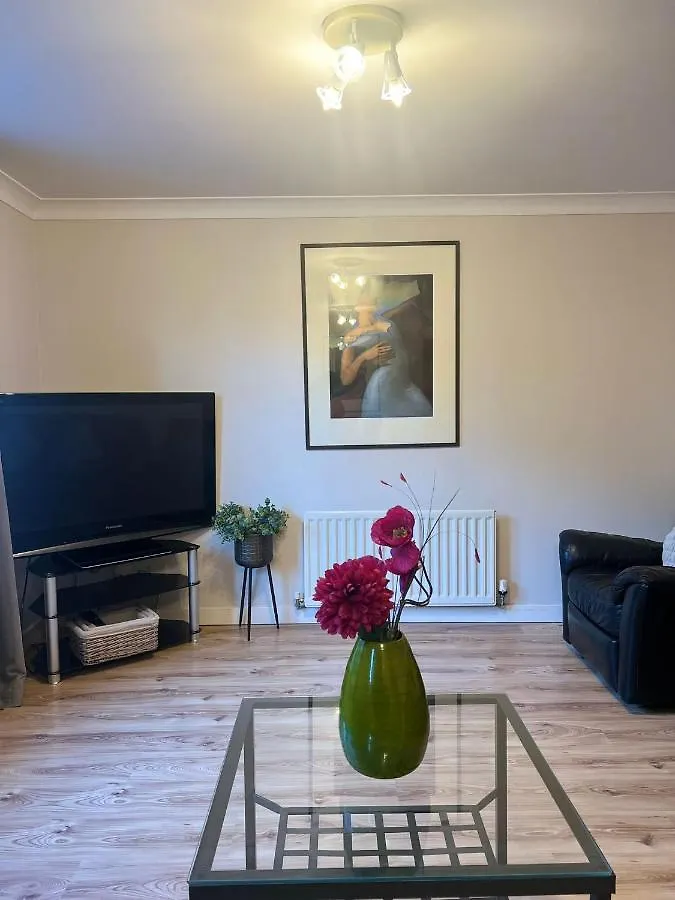 Edinburgh City Centre - Powderhall Modern Spacious 2 Bedroom Apartment With Free Parking 0*,  Regno Unito
